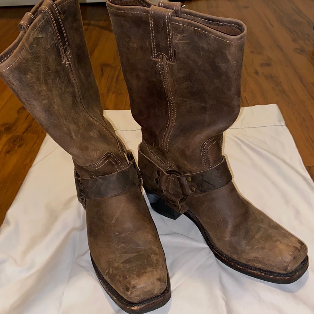 Frye Boots - EUC - worn only a couple of times